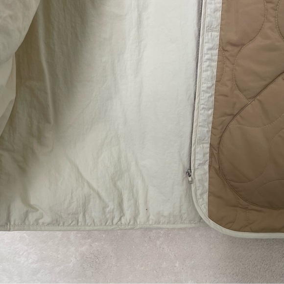 all:row Reversible Vest - Picture 8 of 9